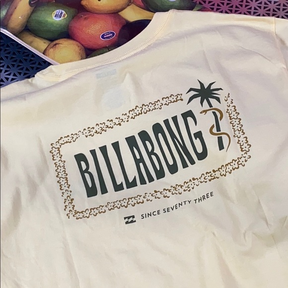 🔥 Billabong Tee 🔥 - Picture 5 of 5
